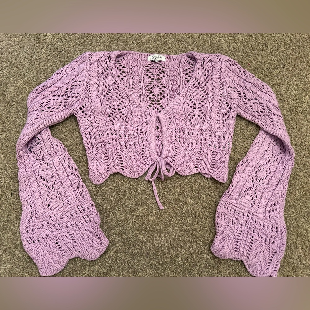 Purple sweater! Brand is Emory Park, size medium, great quality. Selling for 35$